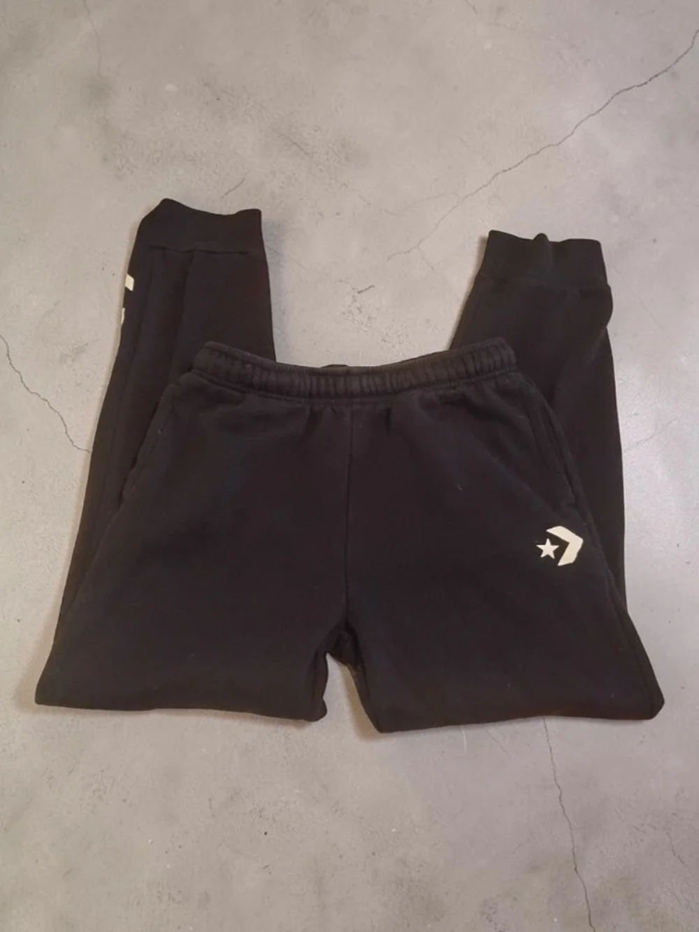 Converse Kids Black Fleece Jogger Sweatpants Size Junior XL (14-16)